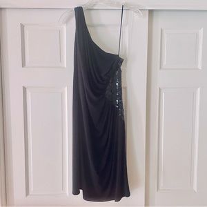 Jessica Simpson black party dress